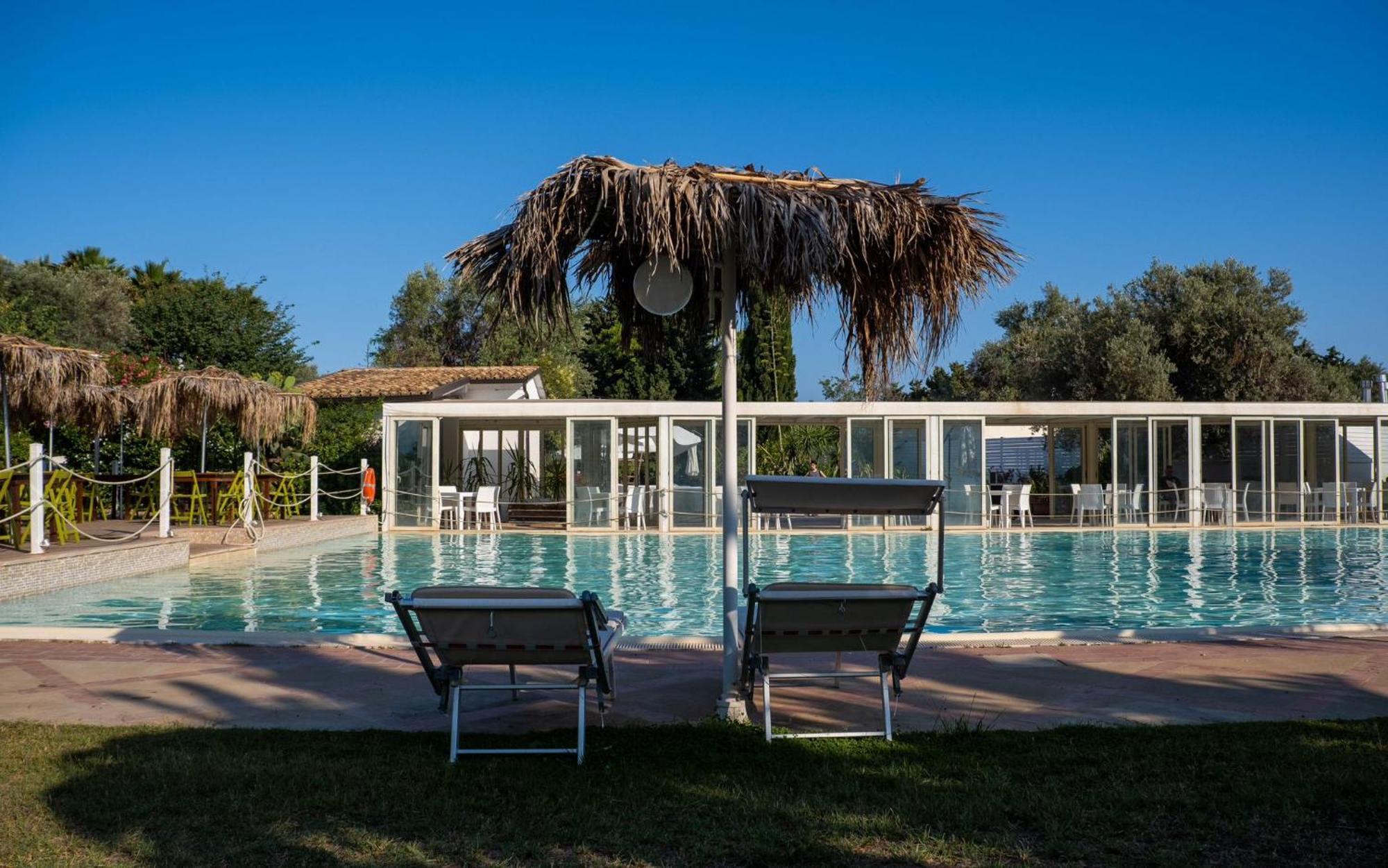 Valle Di Mare Country Resort Фонтане-Бьянке Экстерьер фото